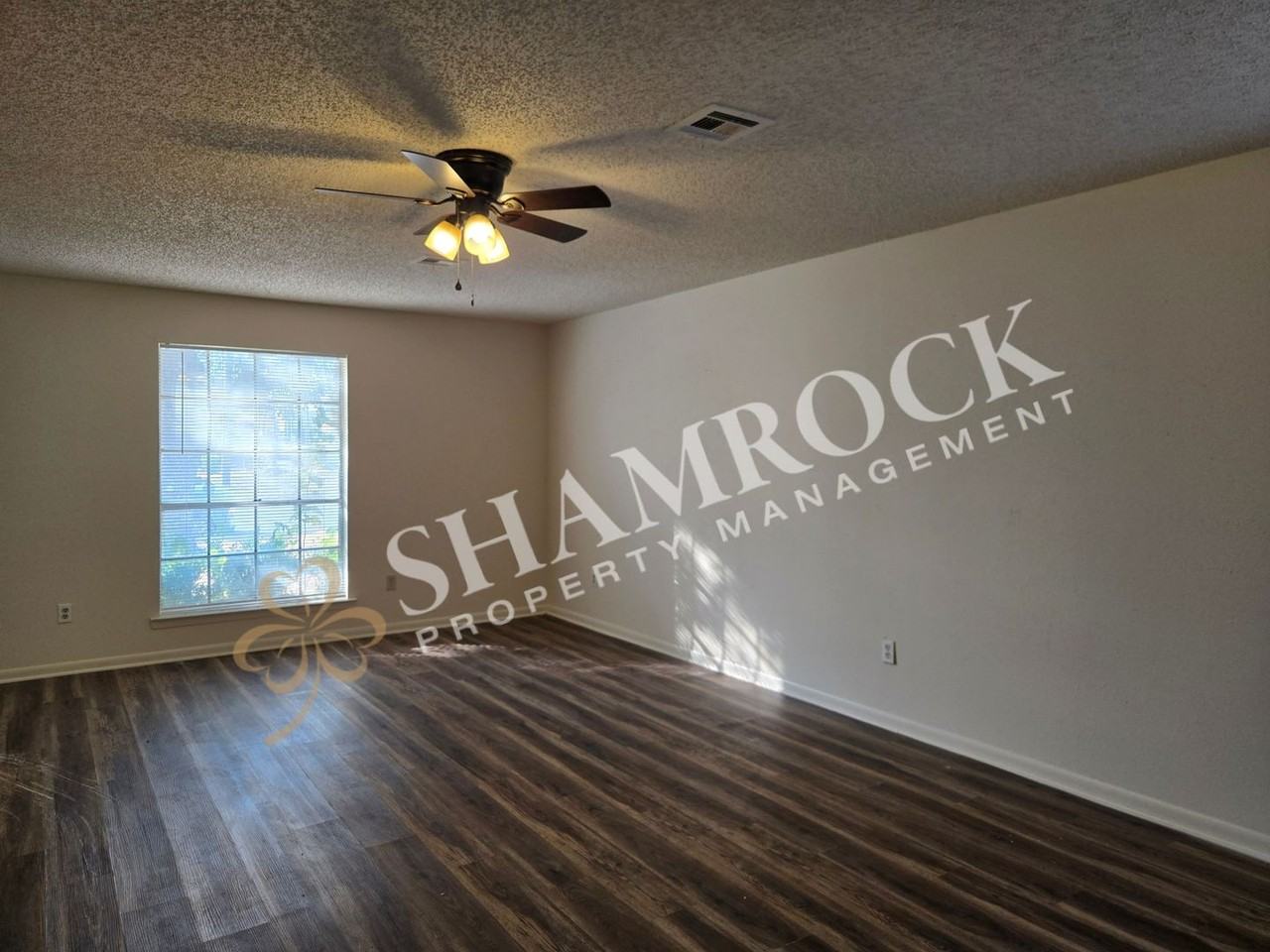6627 Dunn St - Photo 3 of 12