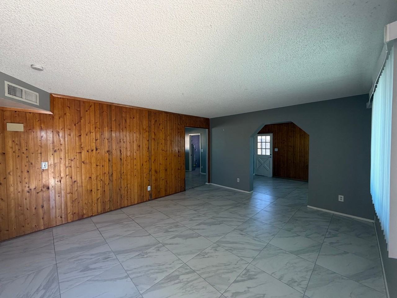 9018 E Marguerite Ave - Photo 2 of 13