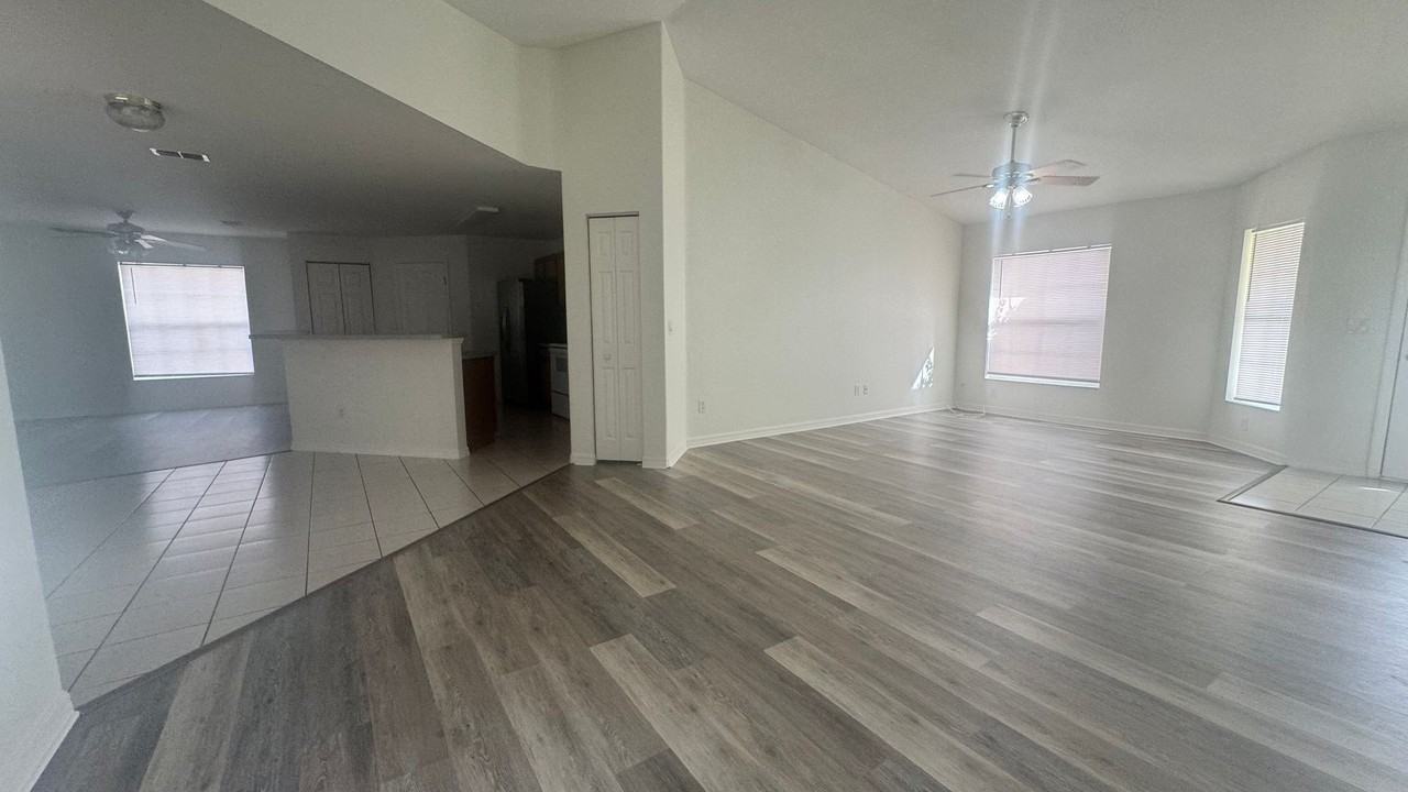 5025 Sw 104th Loop - Photo 6 of 23