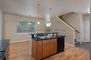 featured image of 712 Forestglen Dr