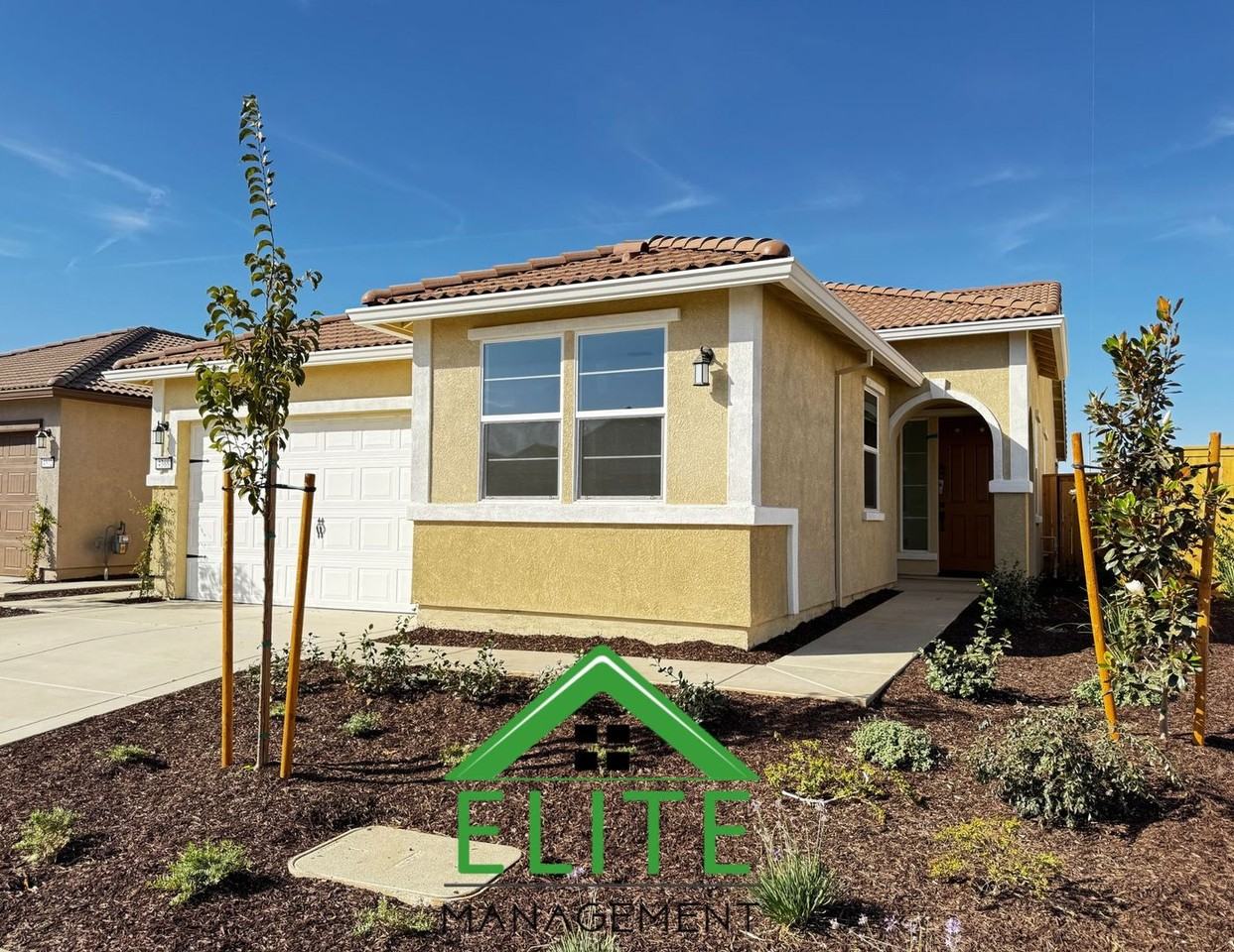 4368 Greenshank Cir - Photo 2 of 18