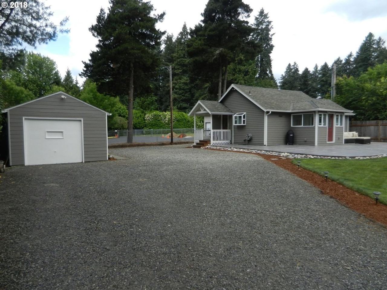18605 Se Wilmot St - Photo 2 of 16