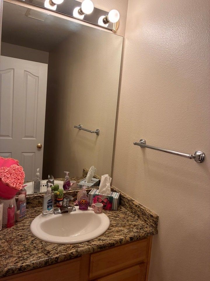 1301 S 1145 W - Photo 3 of 16
