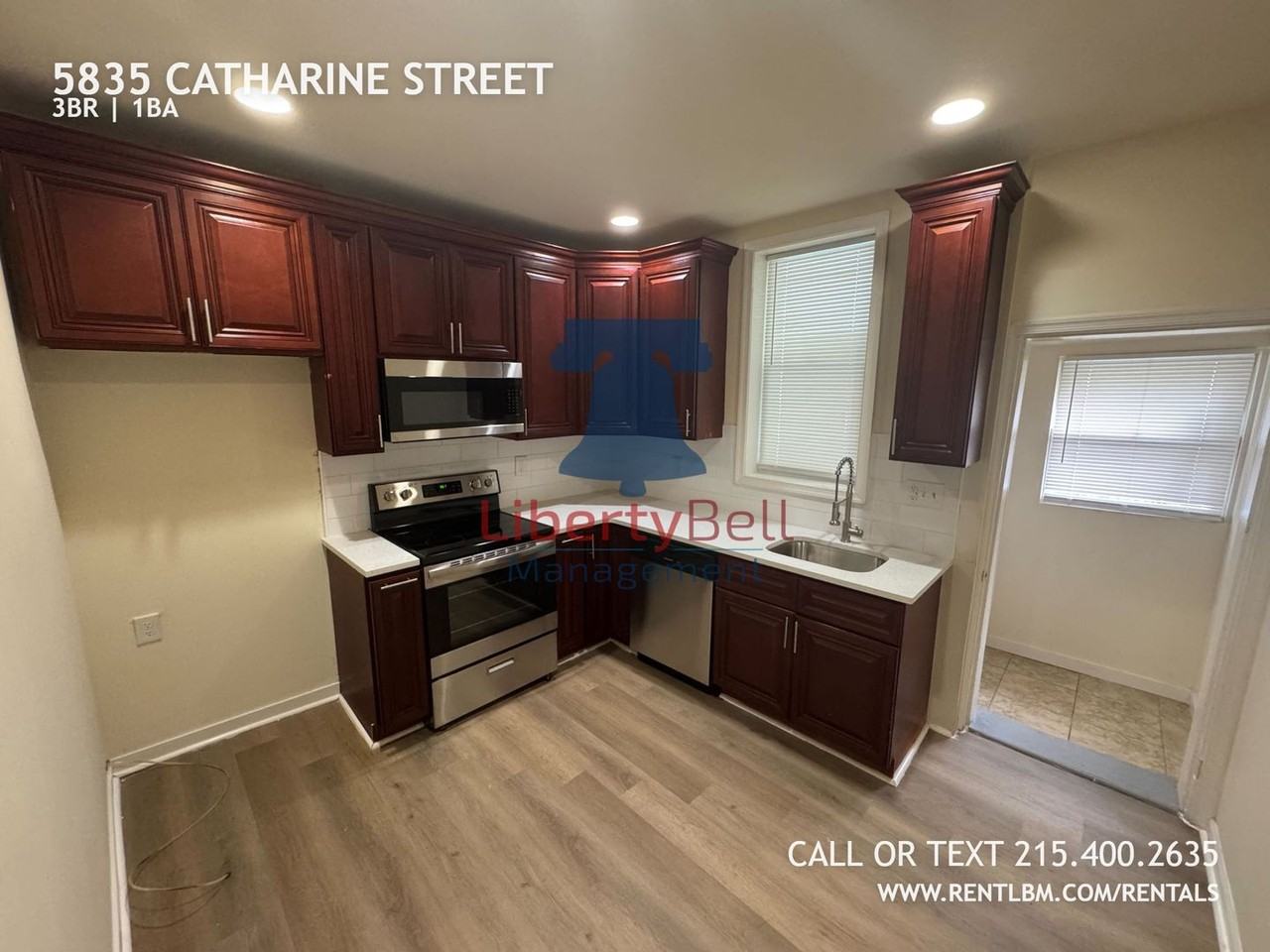 5835 Catharine St - Photo 5 of 15