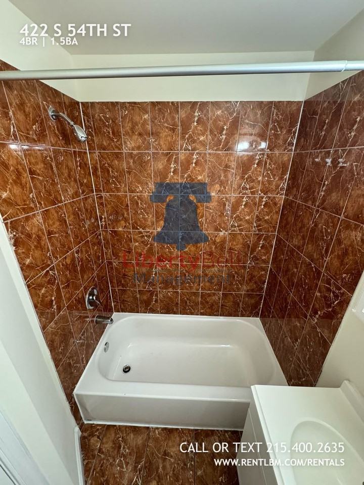 422 S 54th St - Photo 5 of 10