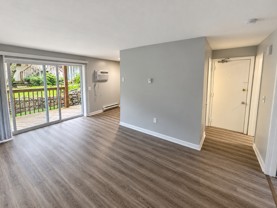 Courtview Square Apartments - Photo 1 of 1