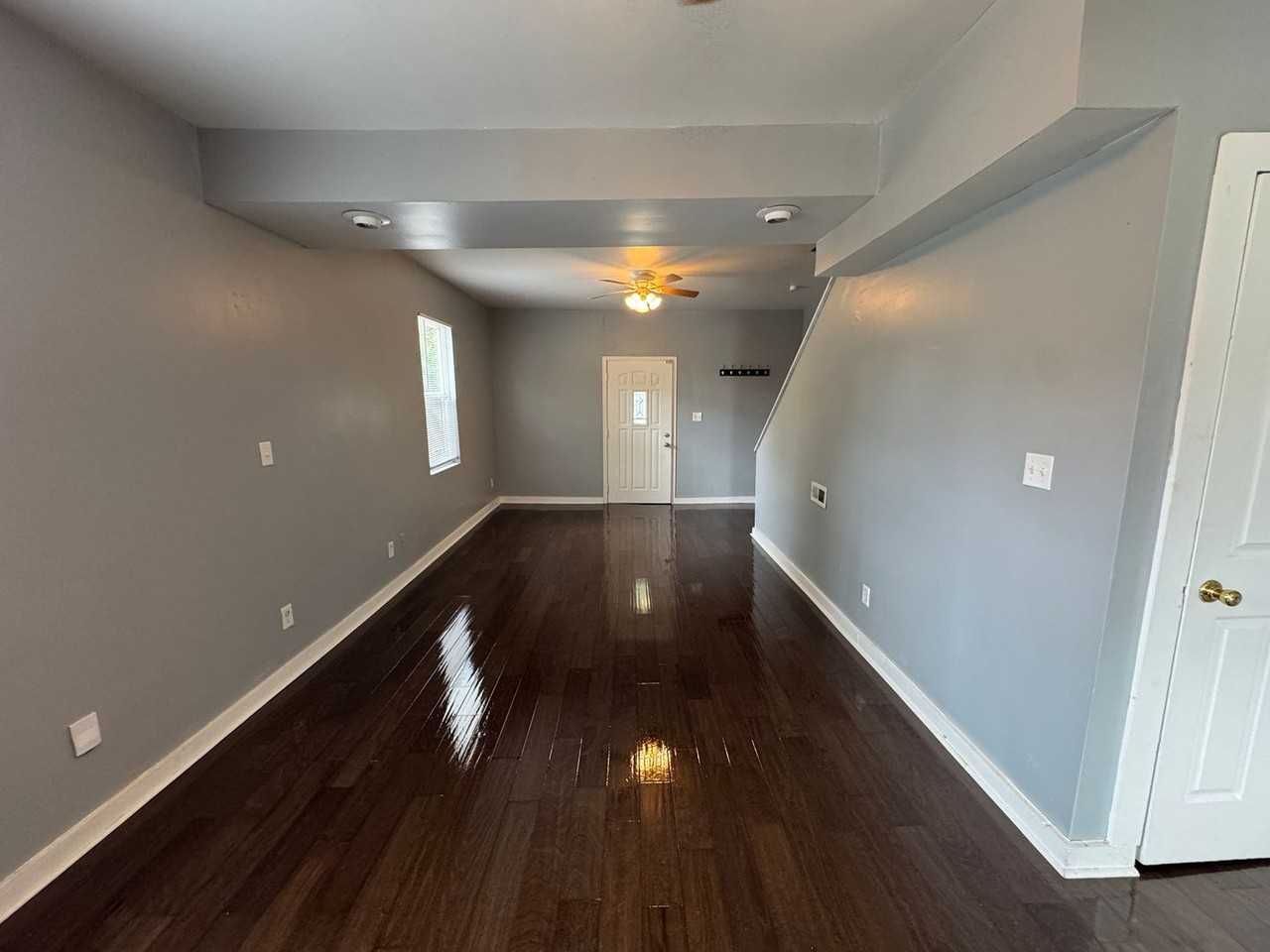 1609 E Gimber St - Photo 5 of 26
