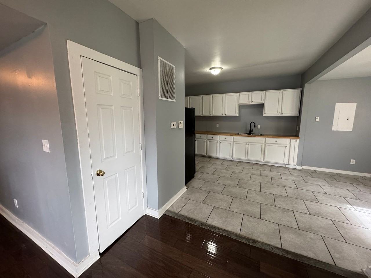 1609 E Gimber St - Photo 6 of 26