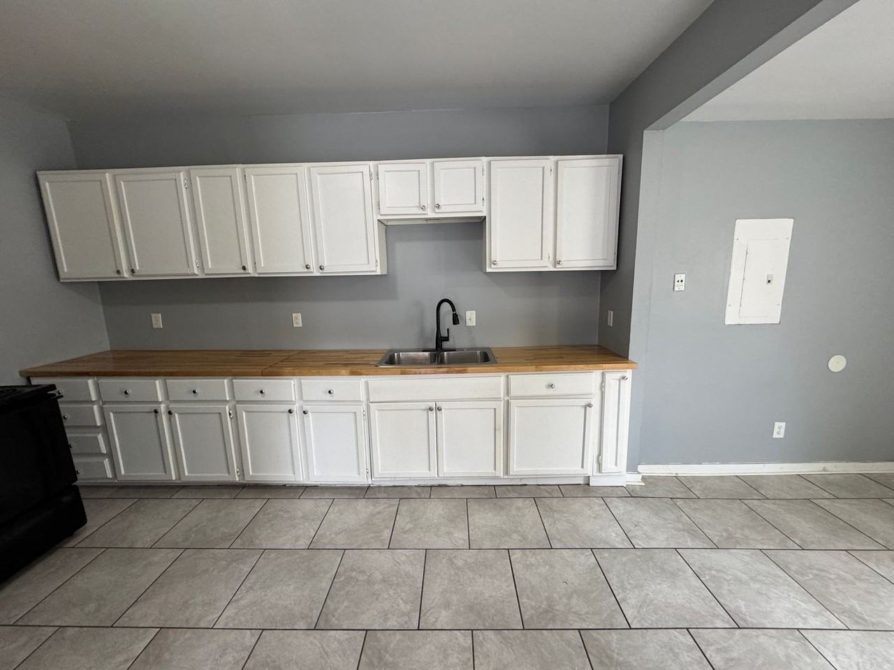 1609 E Gimber St - Photo 7 of 26