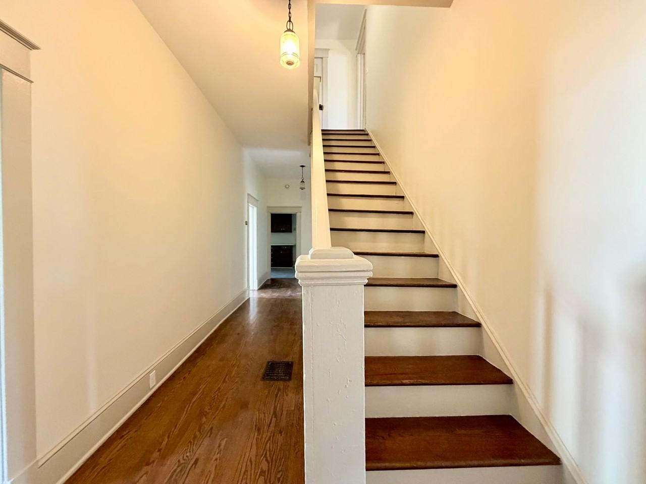118 E Sevier Ave - Photo 6 of 17