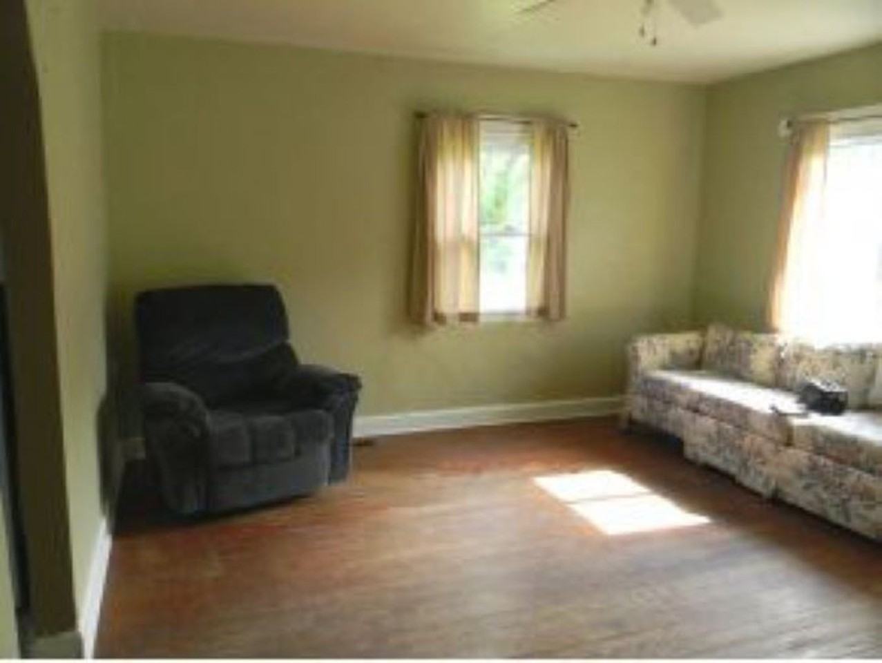 106 S Roosevelt St - Photo 6 of 6