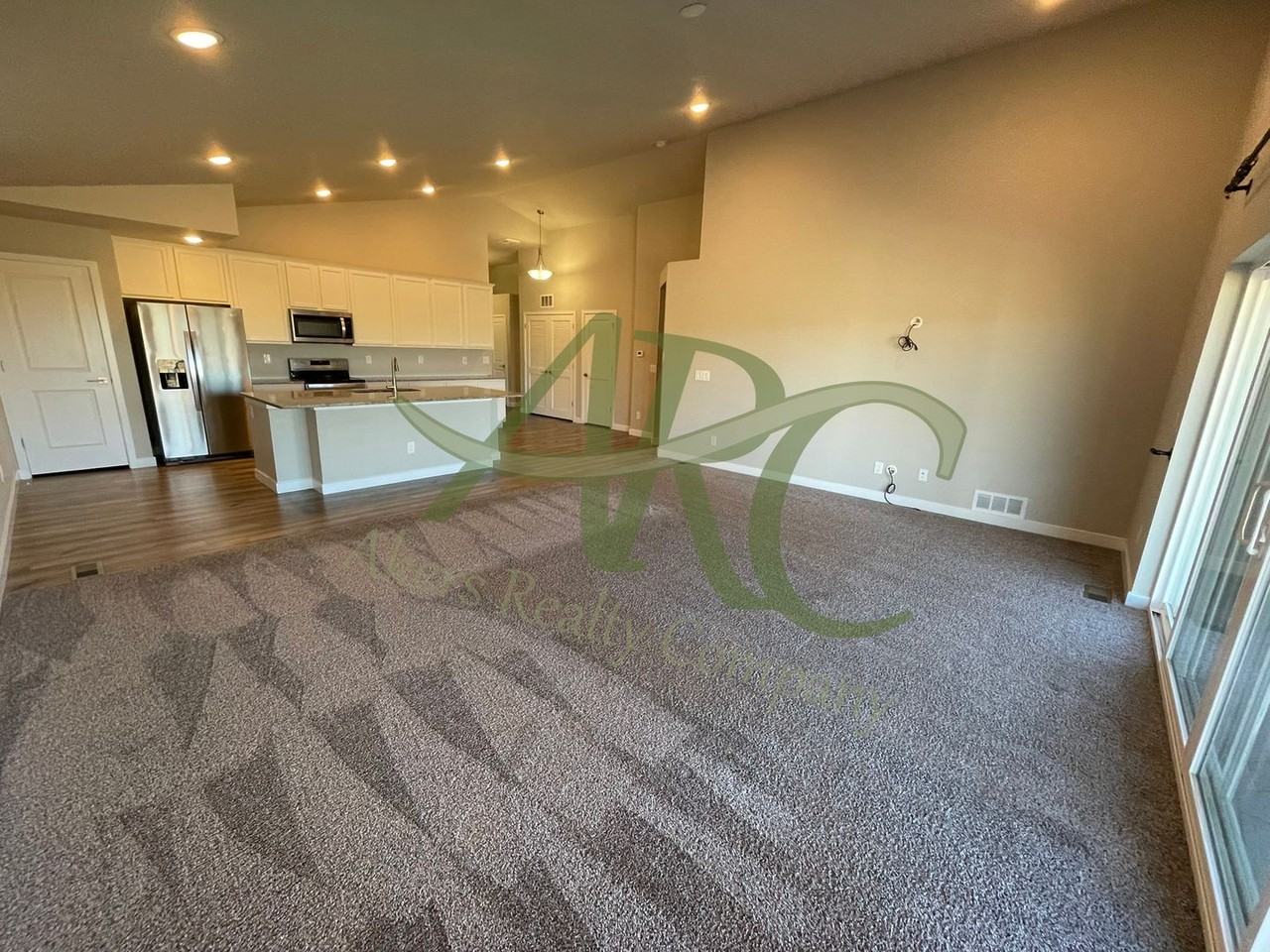2403 Sunrise Ln - Photo 5 of 21