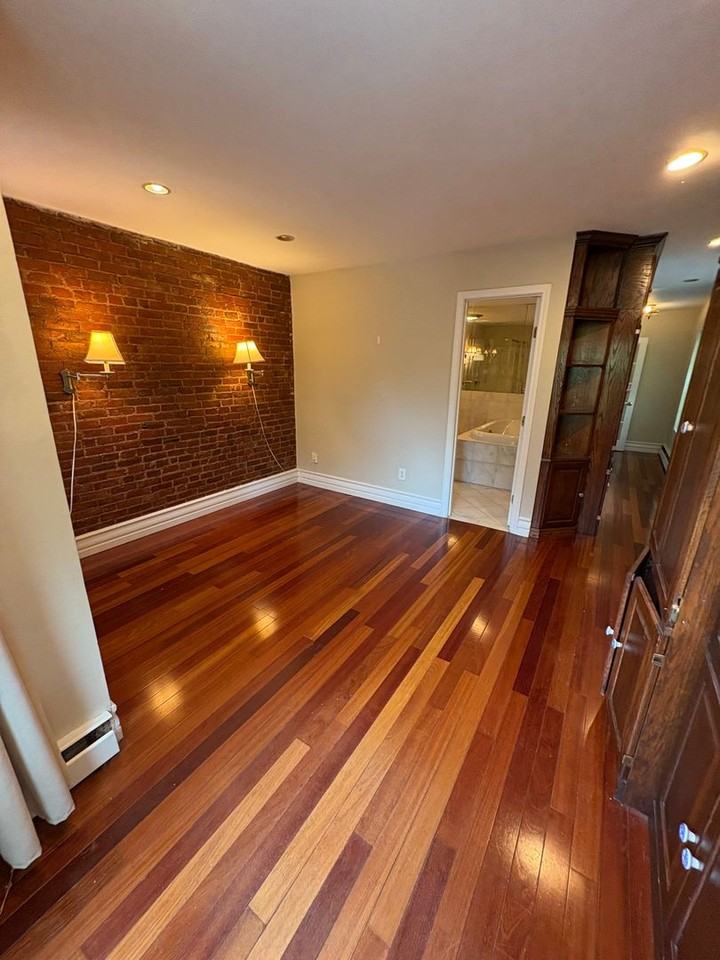 35 Warwick St - Photo 6 of 9