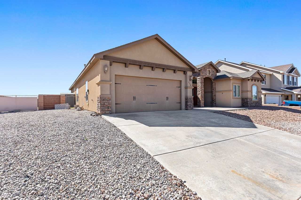 370 Bosque - Photo 2 of 37