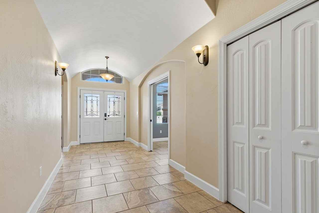 370 Bosque - Photo 5 of 37