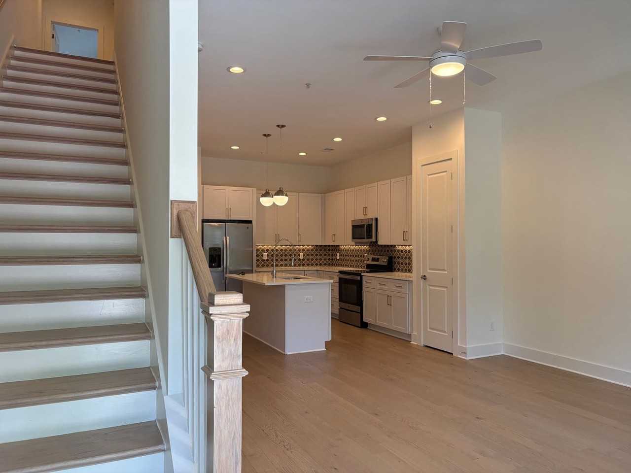 225 Ribbon Ln - Photo 2 of 25