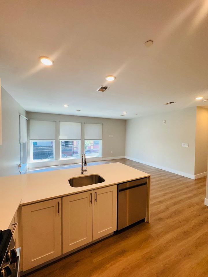 529 Mulberry St - Photo 4 of 23