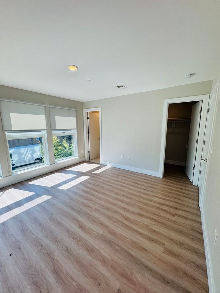 529 Mulberry St - Photo 6 of 23