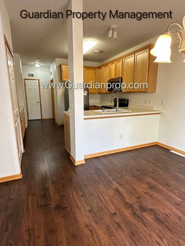 6573 Olive Ln N - Photo 7 of 24