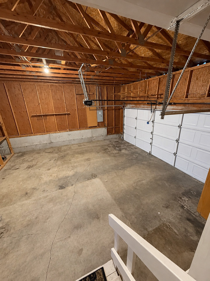1307 Juniper Dr Se - Photo 7 of 15