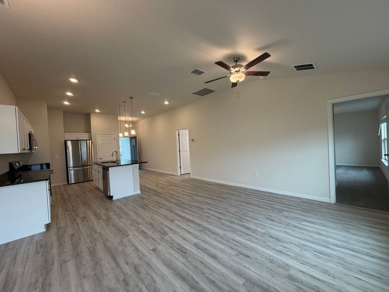 384 Marion Oaks Mnr - Photo 6 of 50