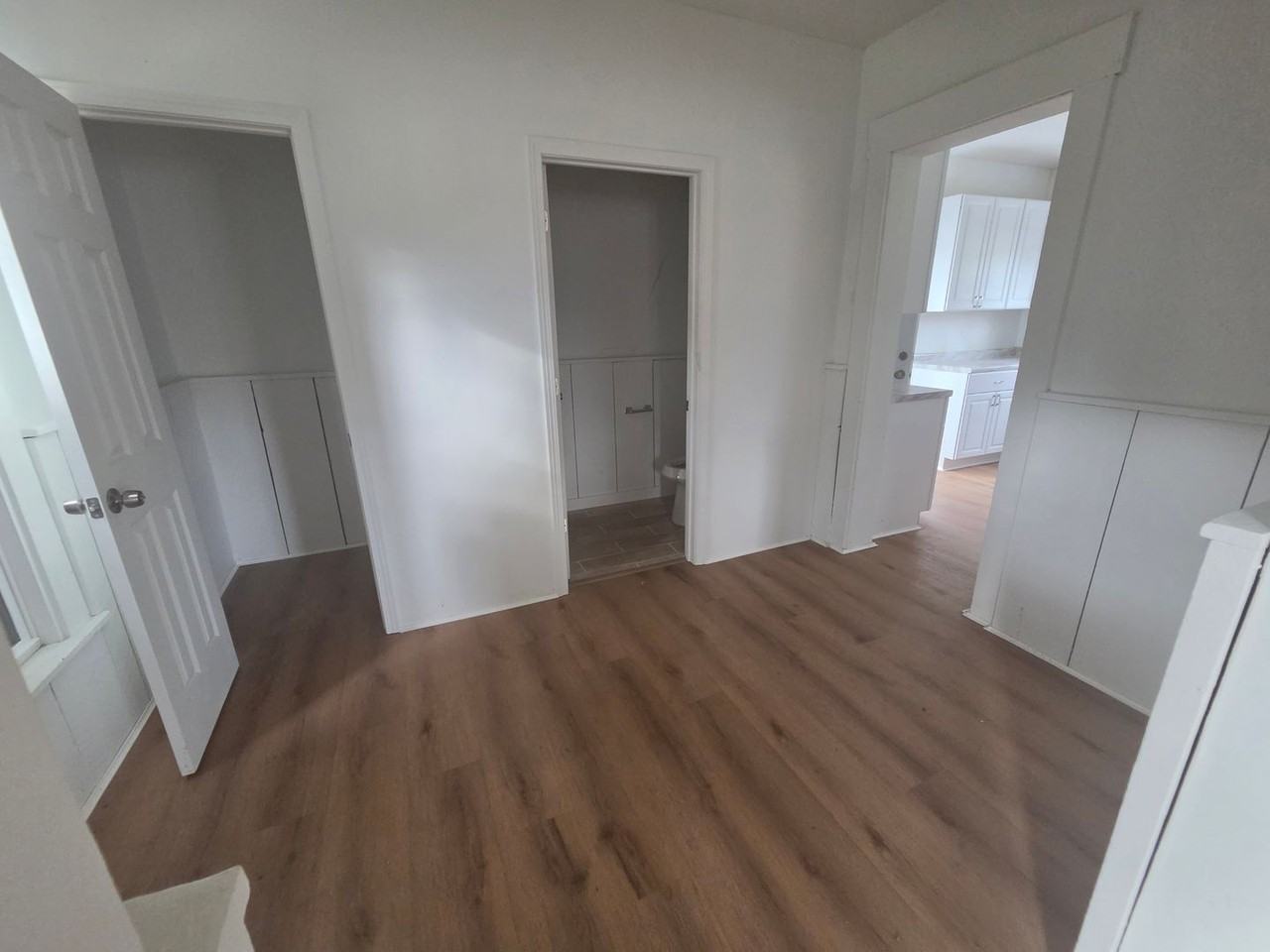 2316 Ash St - Photo 6 of 16