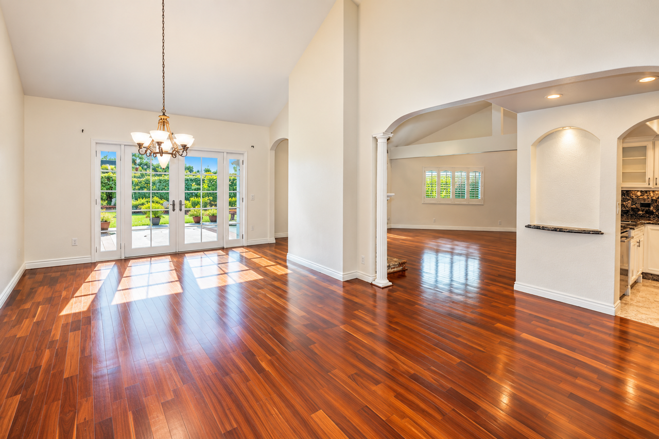 655 S Westford St - Photo 3 of 30