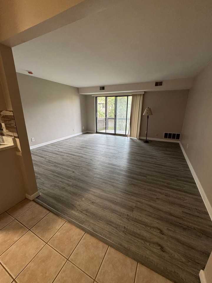 6165A Innkeepers Ct - Photo 2 of 17