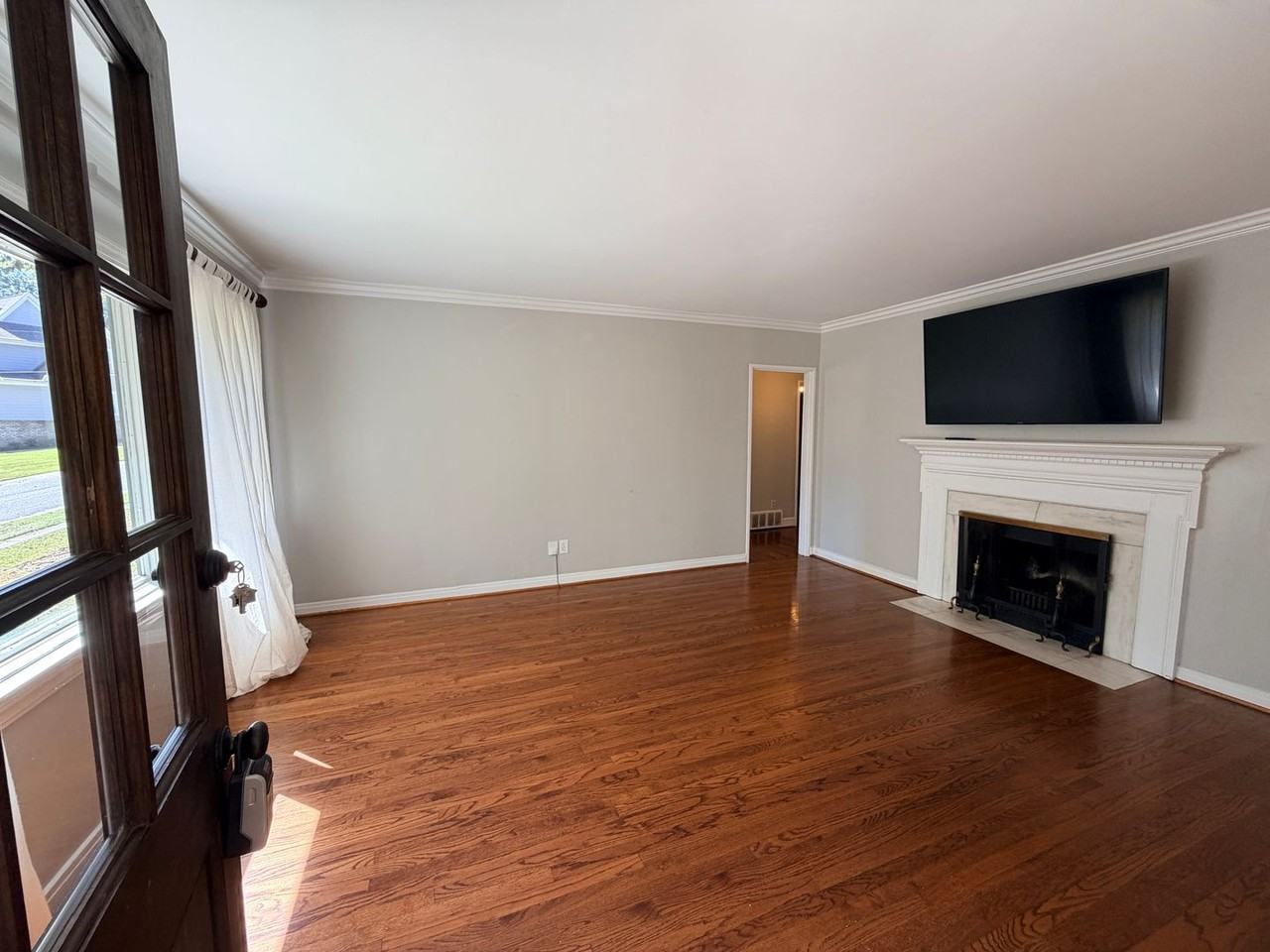 140 Rockaway Rd - Photo 5 of 26