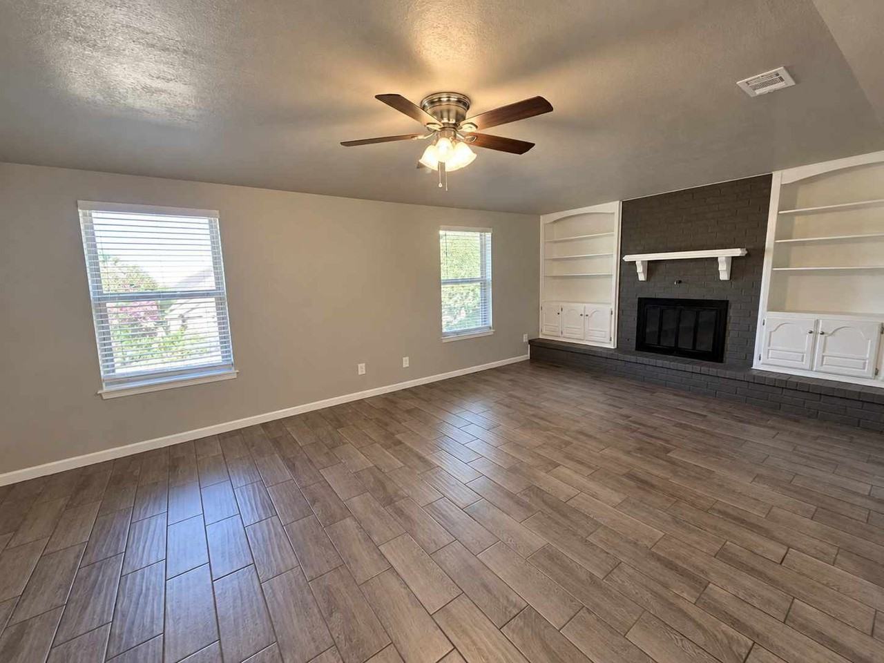 5401 Keith Dr - Photo 2 of 20