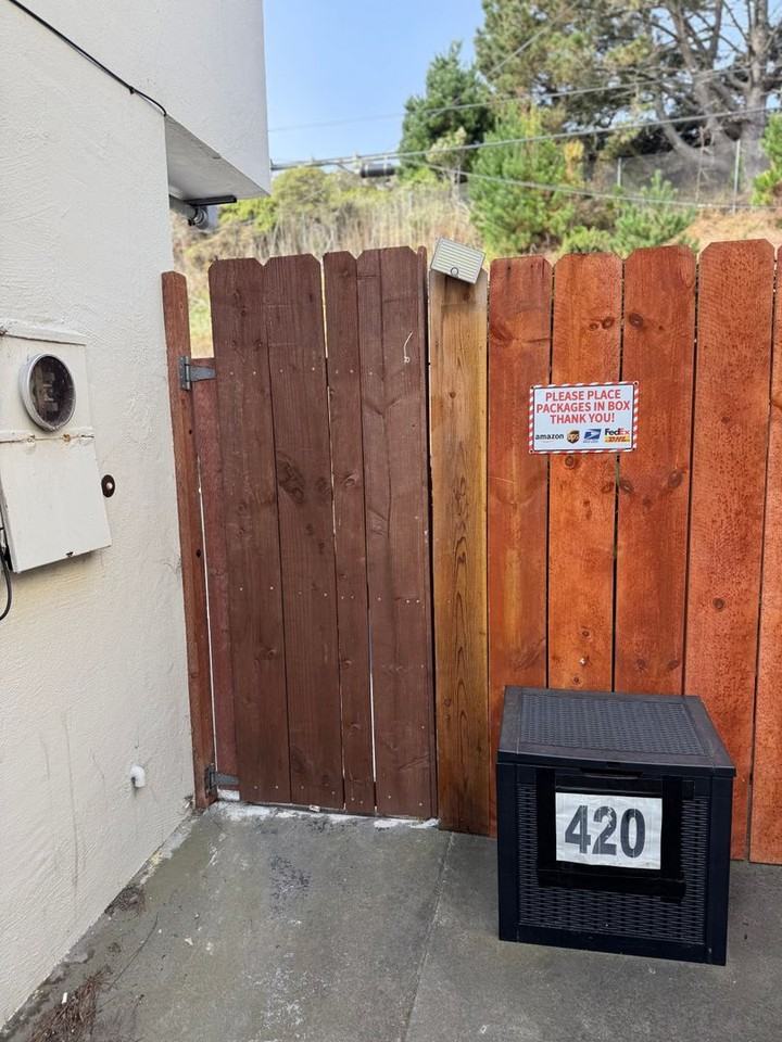 420 Higate Dr - Photo 2 of 14