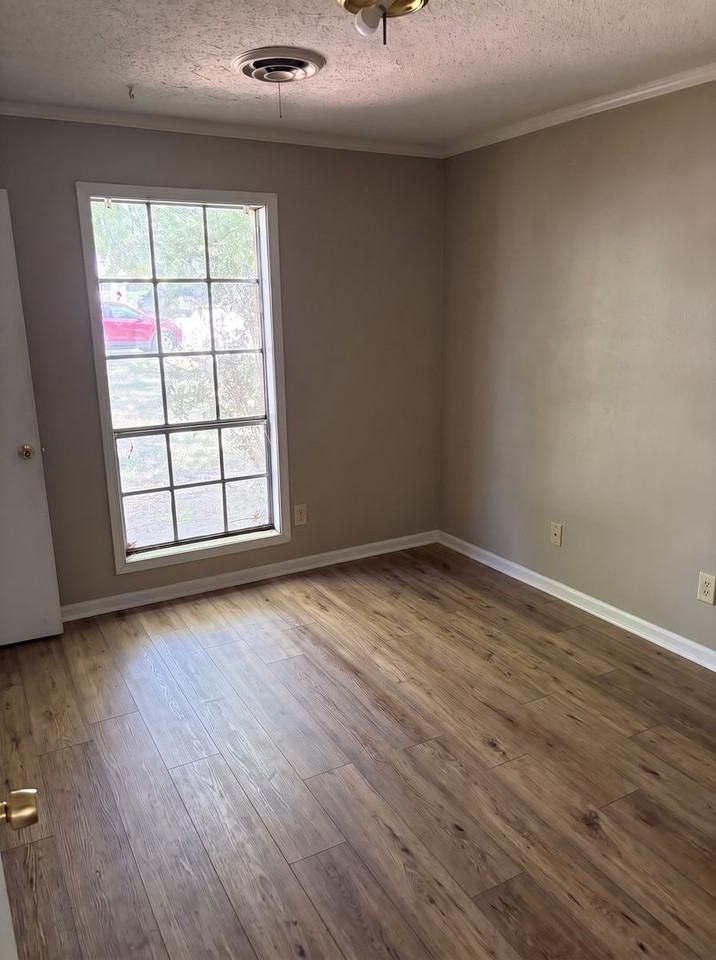 3791 Windermere Rd - Photo 3 of 12
