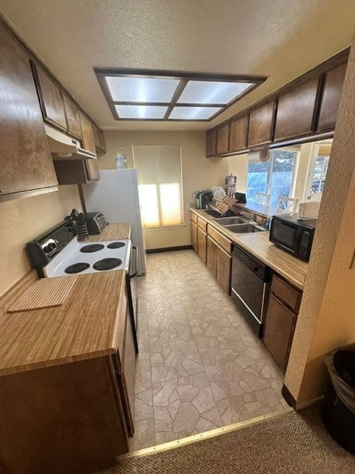 723C Gary Ln - Photo 4 of 10