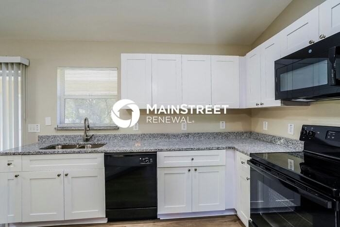 14059 Marquette Blvd - Photo 7 of 16