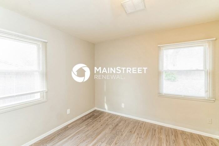 9939 Appollo Ct - Photo 7 of 16