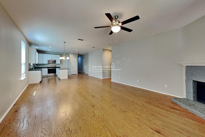 420 Magma Dr - Photo 6 of 21