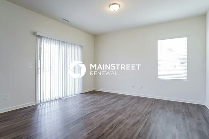 100 Ogden Pond Pl - Photo 5 of 16