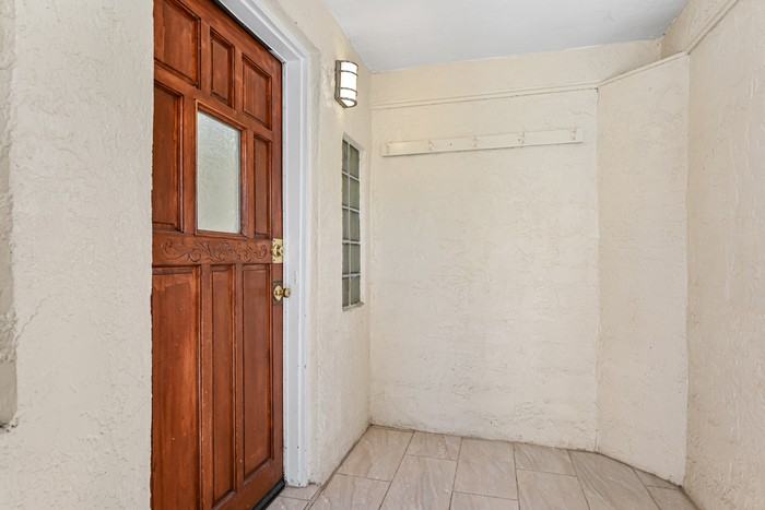 2321 N 9th St - Photo 3 of 31