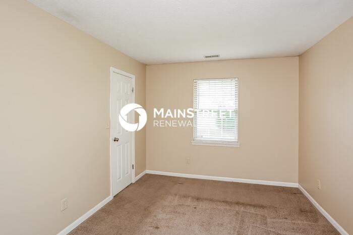 11702 Shannon Pointe Rd - Photo 7 of 16