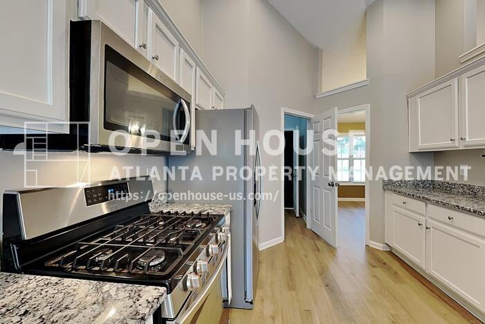 786 Beranda Cir - Photo 5 of 22