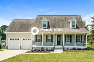 featured image of 18 Gardner Lake Dr