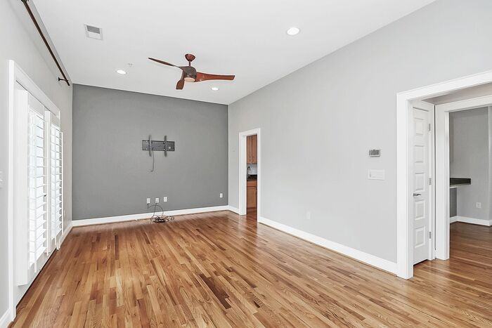 332 Magnolia Ave - Photo 5 of 31
