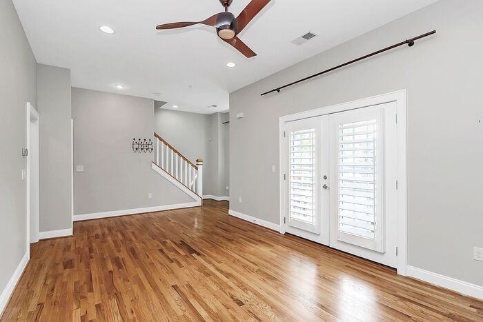 332 Magnolia Ave - Photo 6 of 31