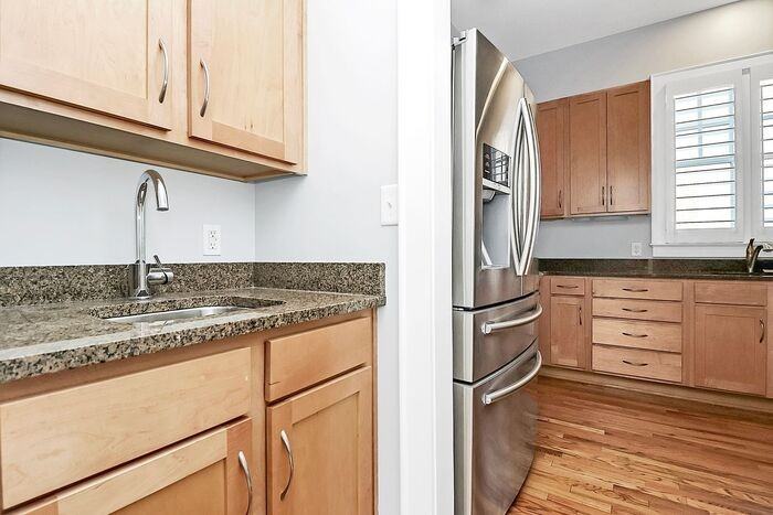 332 Magnolia Ave - Photo 7 of 31
