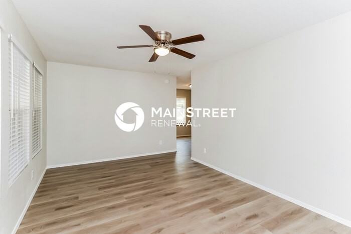 555 N Elm - Photo 5 of 16