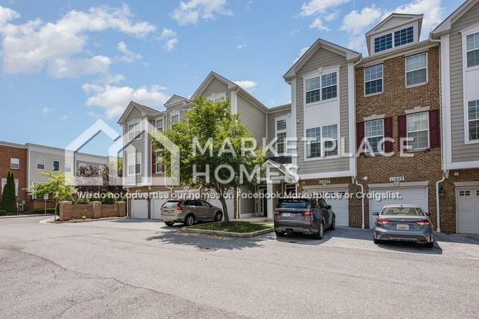 11607 Georgia Ave - Photo 3 of 33