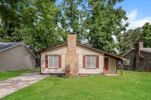 featured image of 44 Elmwood Pl