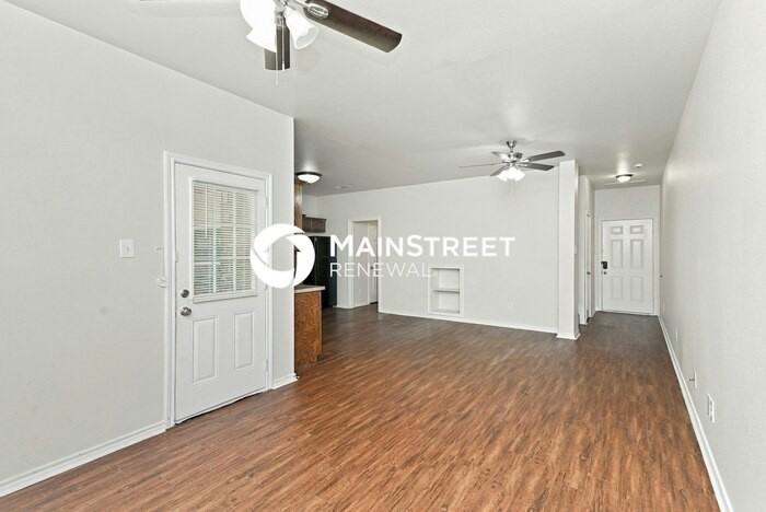 214 Ridgeway Blvd - Photo 2 of 19