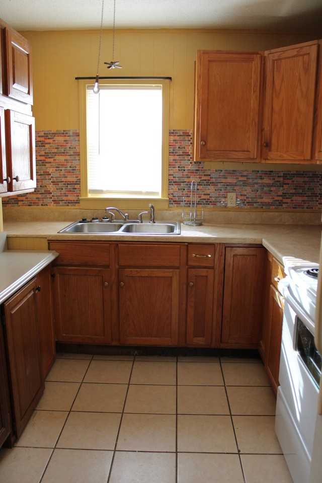 919 Columbia Ave #B - Photo 5 of 6