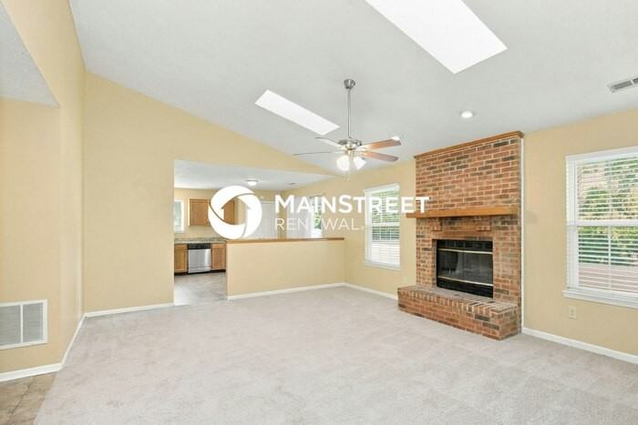 6952 Dunn Way - Photo 4 of 18